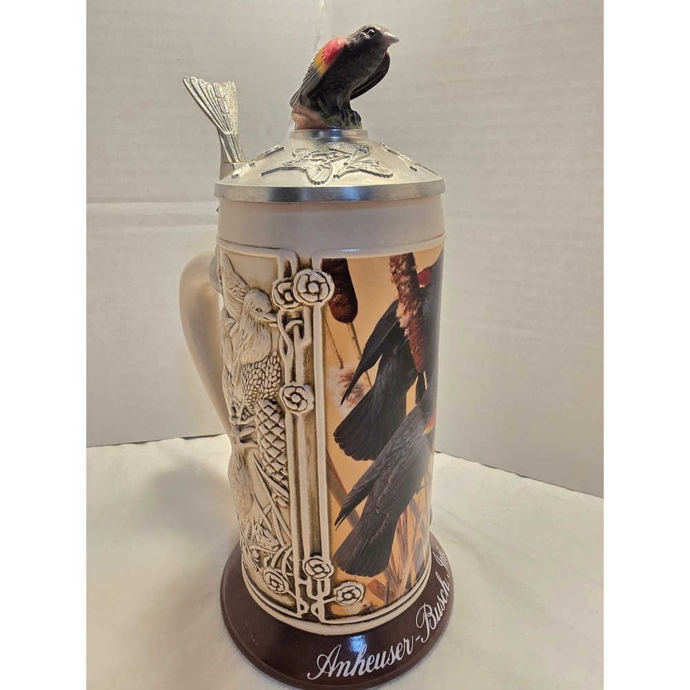 Anheuser-Busch American Songbirds‎ Red-Winged Blackbird Stein CS435 2001